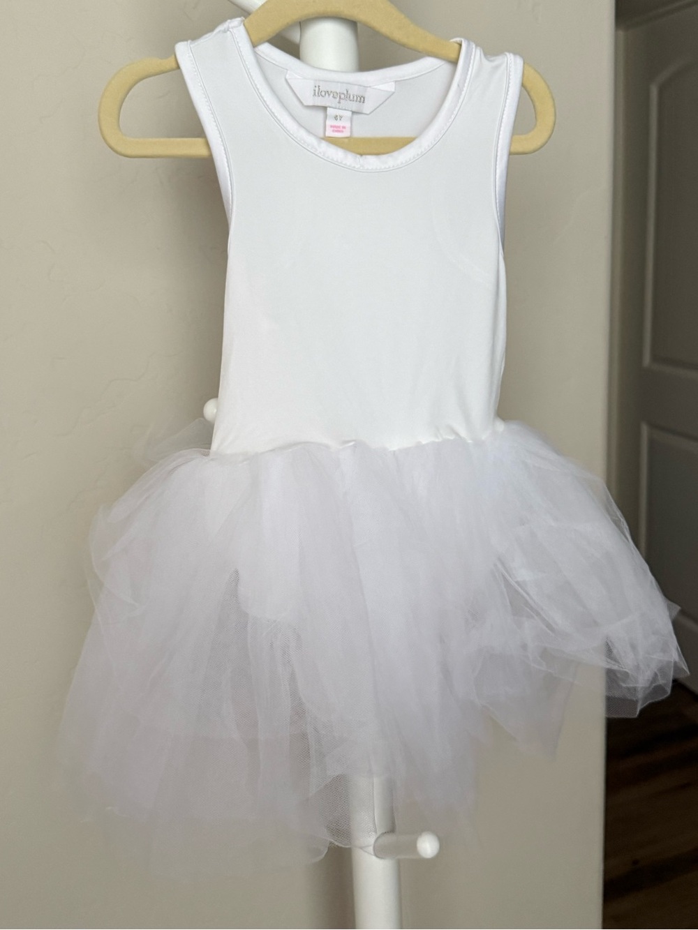 iloveplum B.A.E. Sleeveless Tutu Dress Size 4Y Cream White